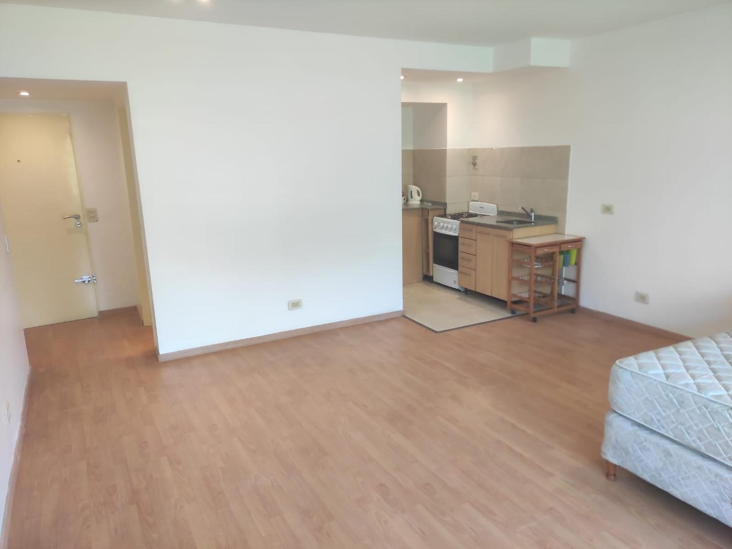 Monoambiente 35m2 con balcón al frente ALQUILADO 