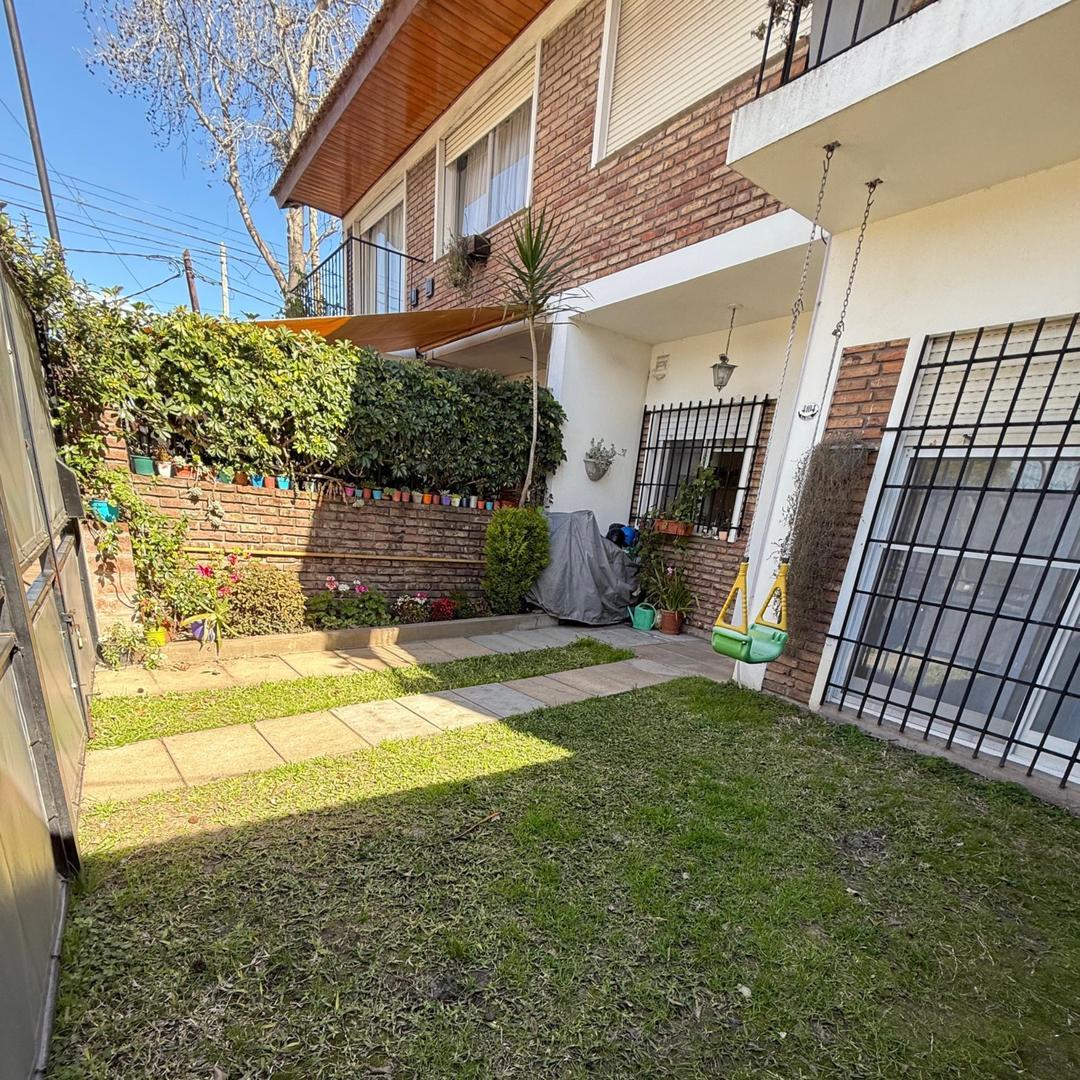 Depto Tipo Casa en Venta de 3 ambientes