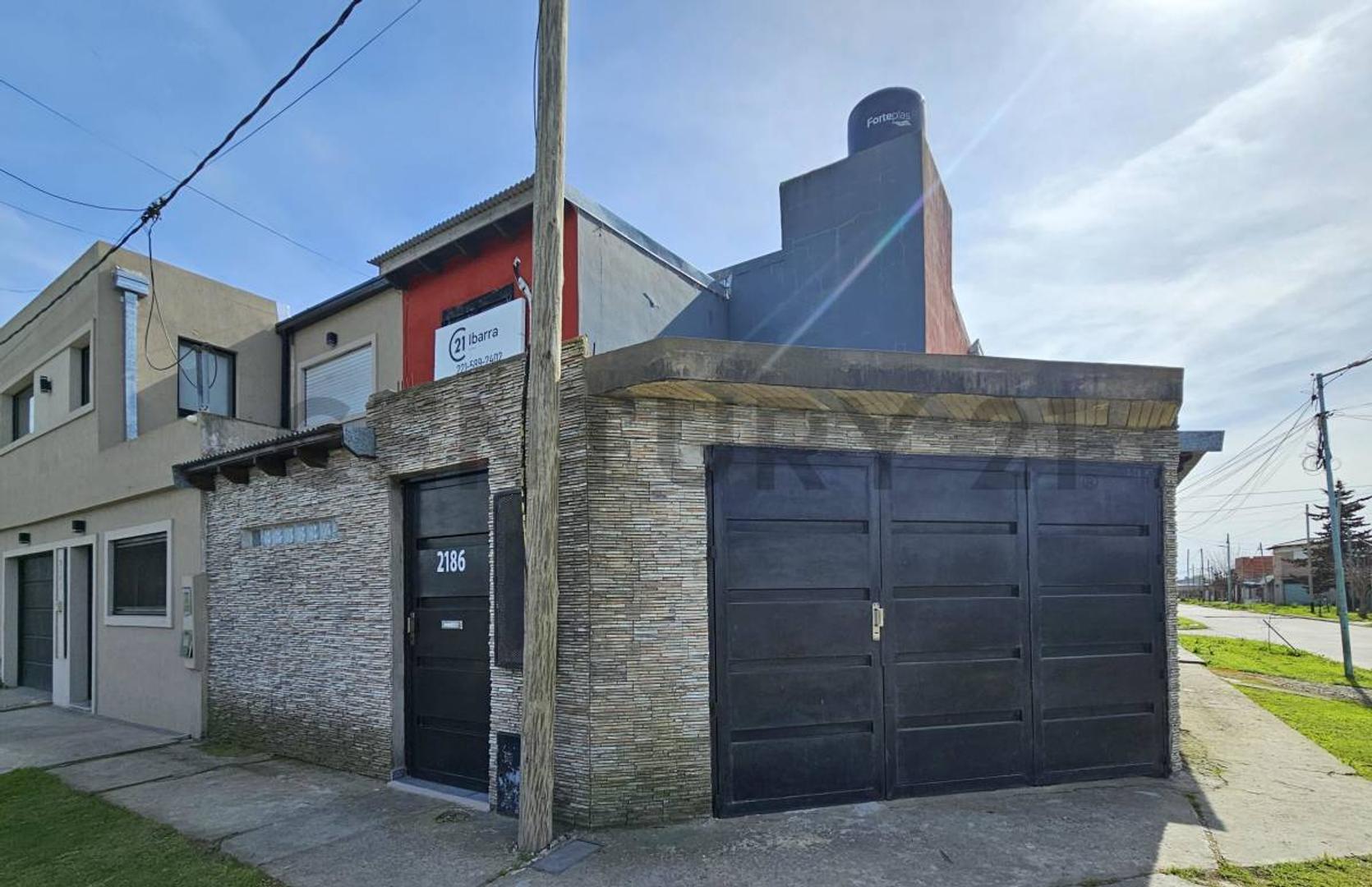 160 esq 24 2100, Piso 0