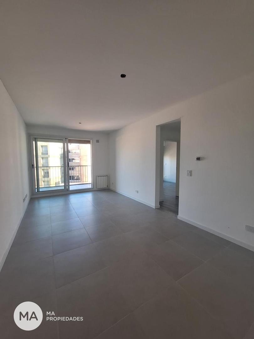Departamento en Alquiler en Funes, $ 990.000