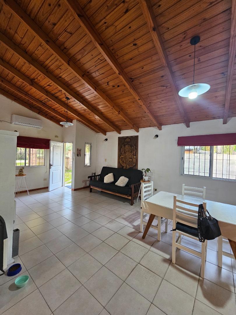 CASA UN DORMITORIO EN VENTA - 532 M2 DE TERRENO