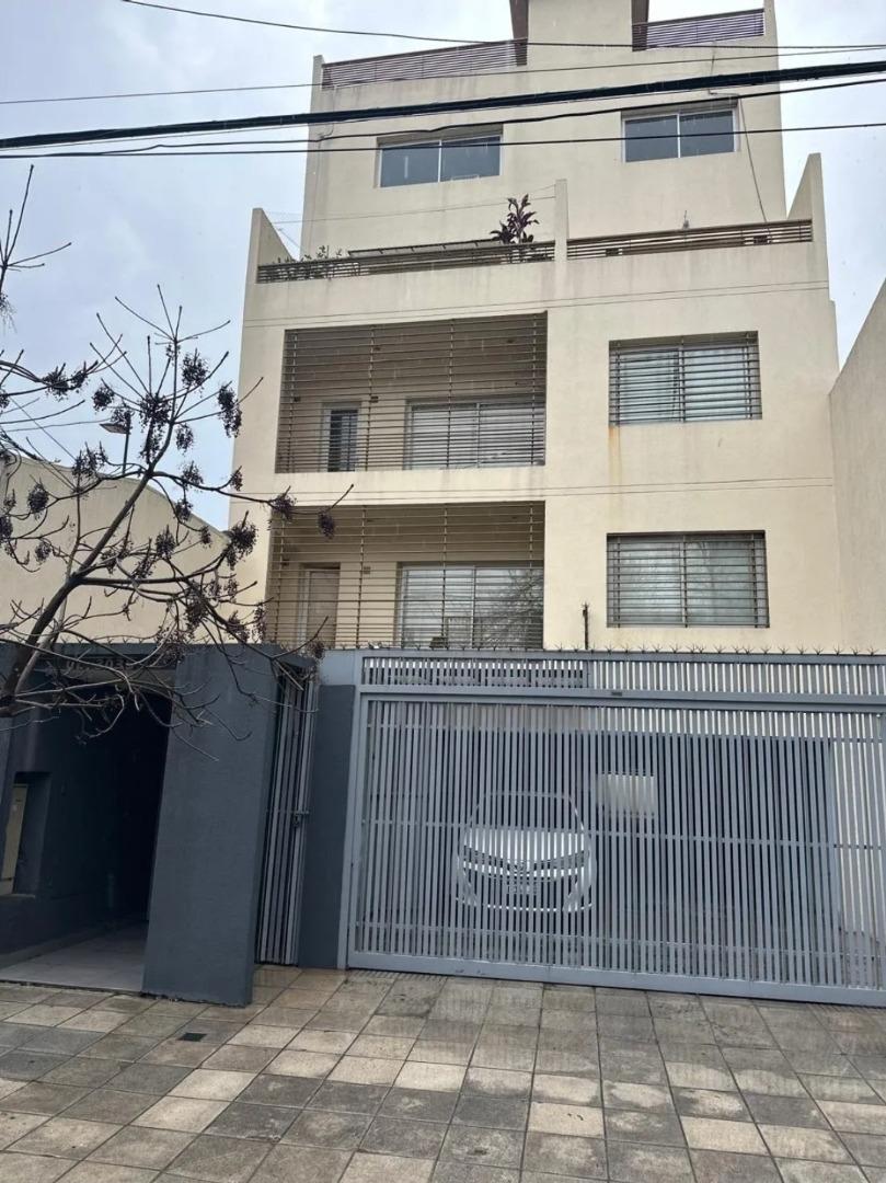 Venta Duplex 2 ambientes con terraza y cochera en Saavedra