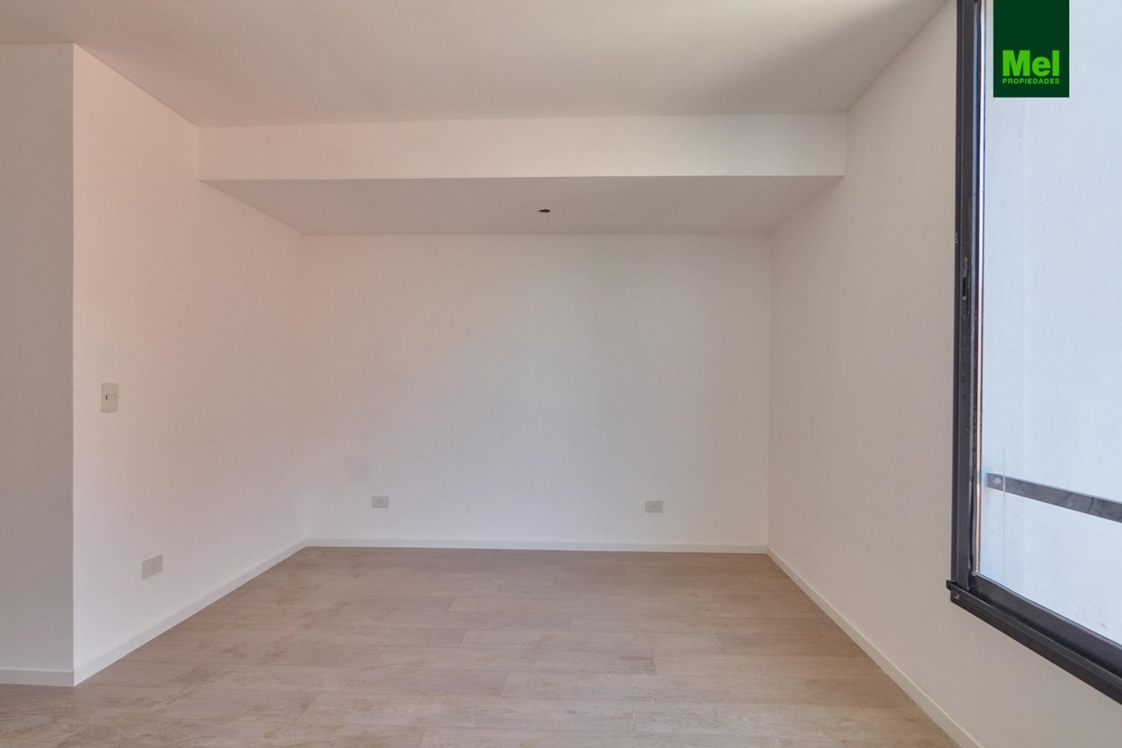 1 ambiente con Terraza propia