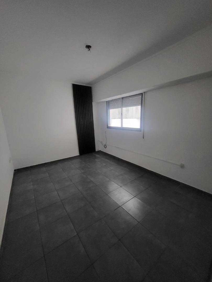 Departamento en duplex centrico a una cuadra Facu Economicas