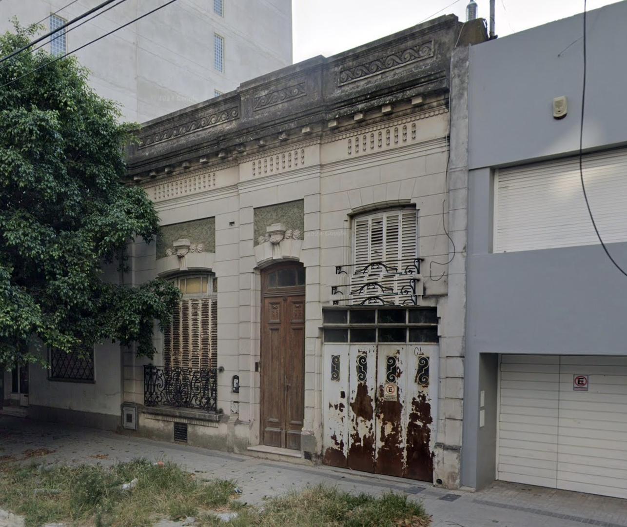 Venta de CASA siete dormitorios, La Plata