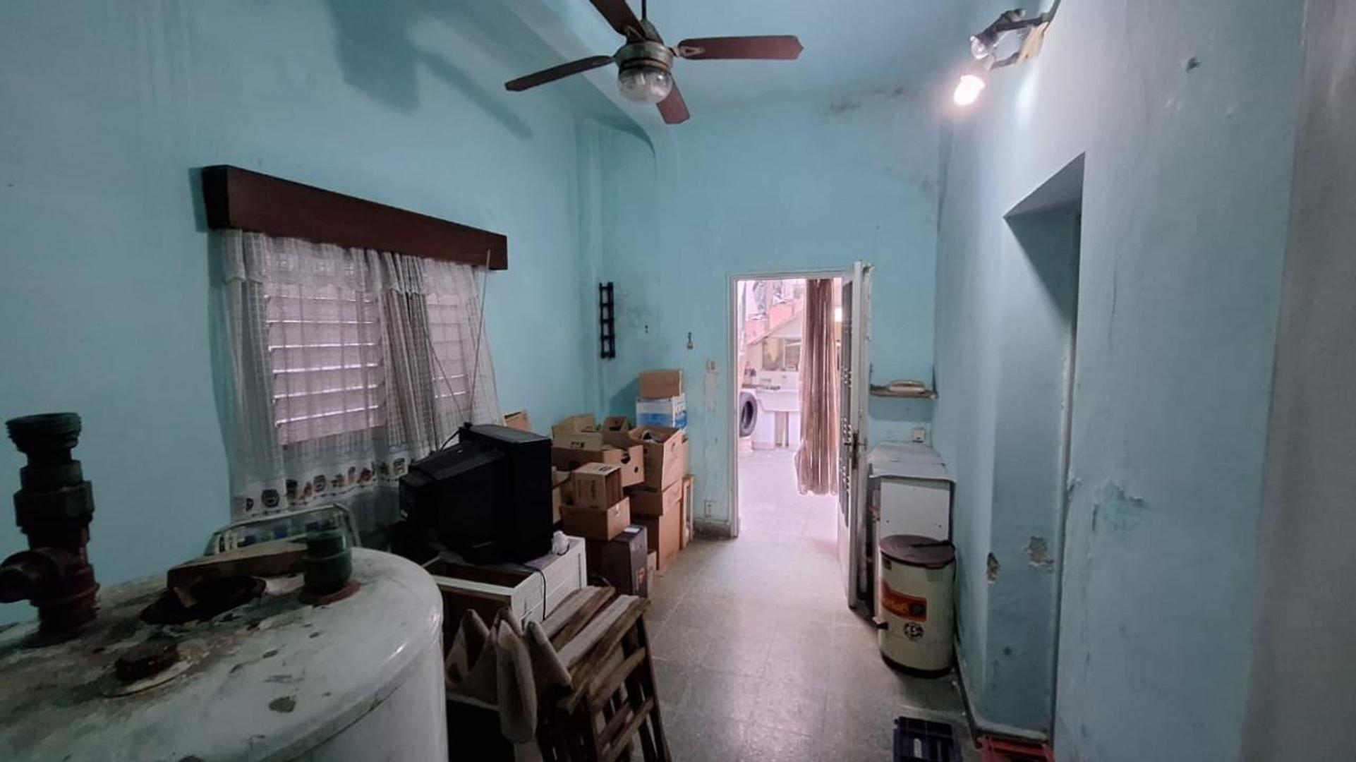 PH CON DOS VIVIENDAS  - SE ESCUCHA OFERTA