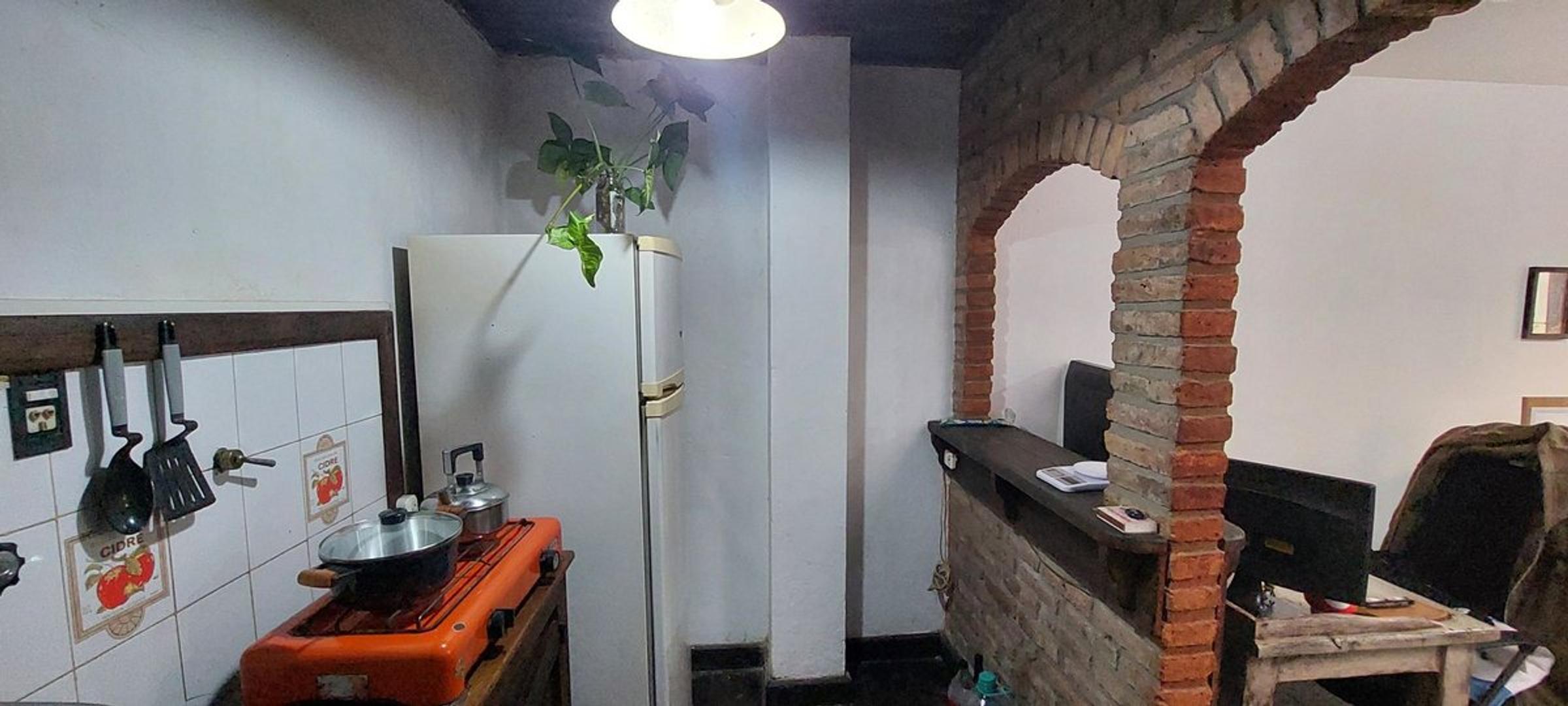 Depto Tipo Casa 2 ambientes con 1 baño