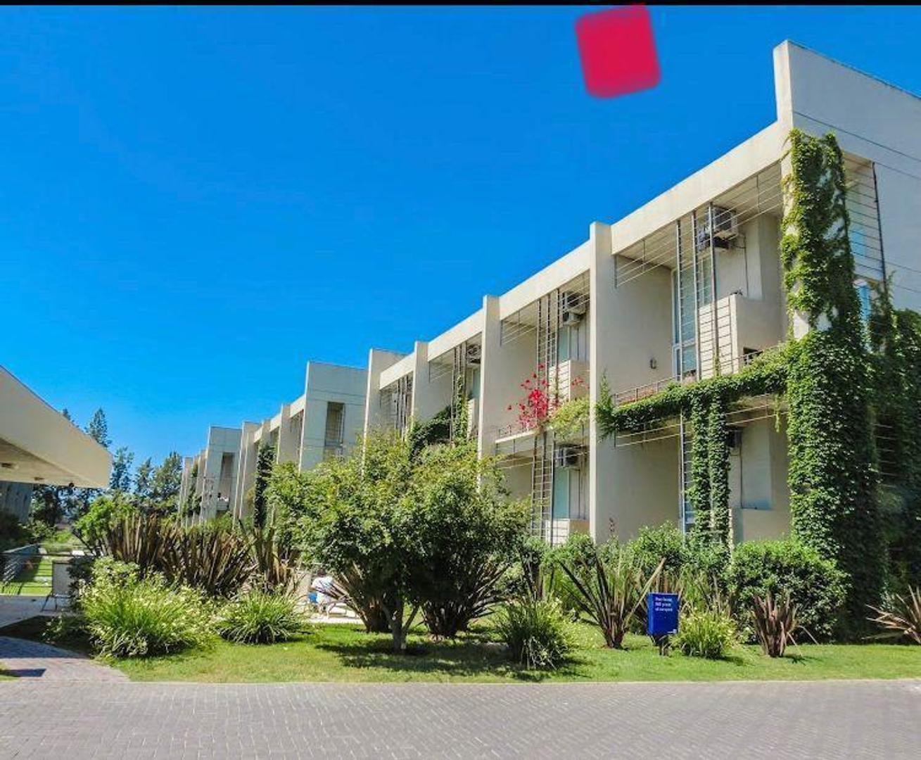 Departamento en Ayres Vila  2 amb con Jardin propio  parrill