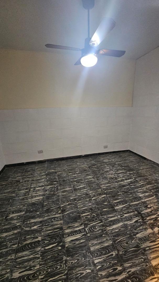 Casa en Alquiler en Banfield, $ 500.000