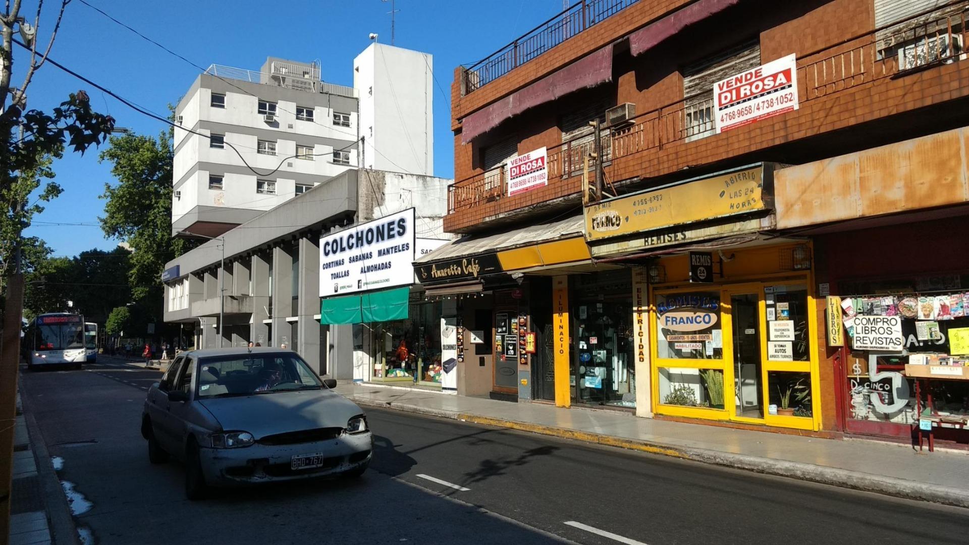 DEPARTAMENTO 5 AMB EN 1ER PISO - SAN MARTÍN CENTRO VENTA