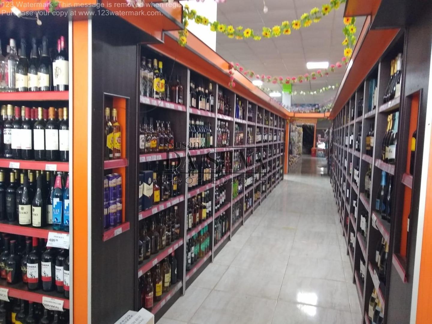 Local Y Casa Calle Piedras