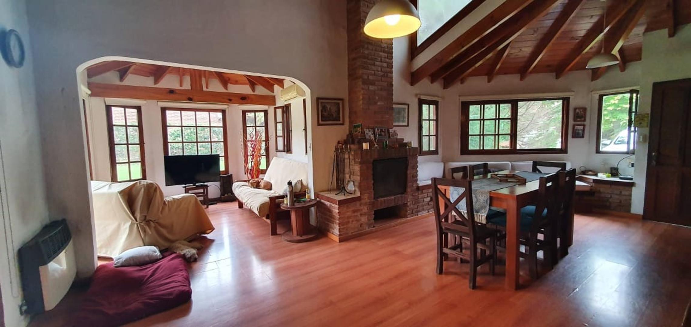 Casa en Venta en Loma Verde, USD 127.000