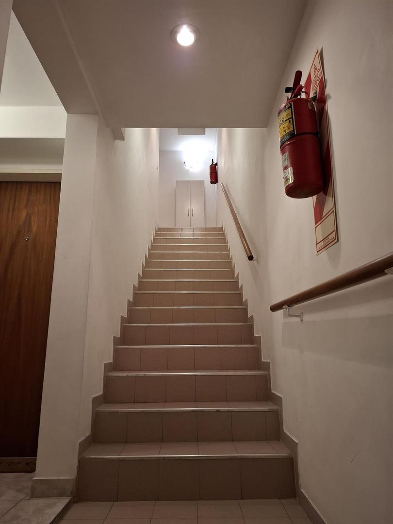 Depto Tipo Casa 2 ambientes con 1 baño