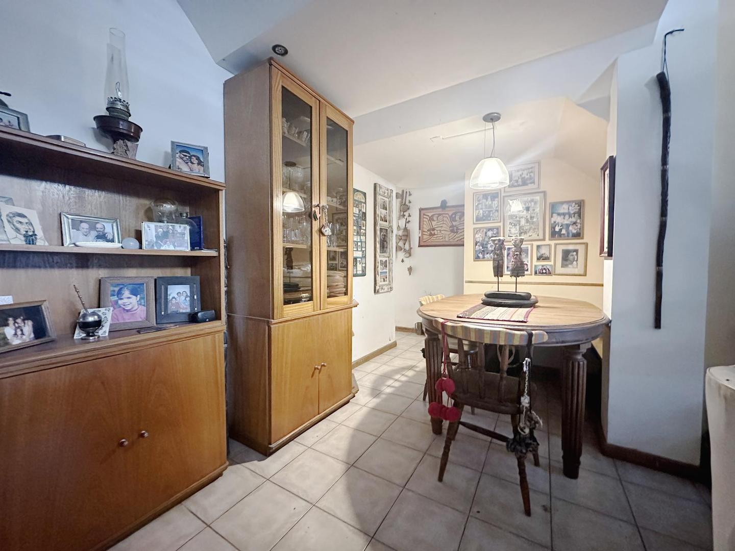 Depto Tipo Casa en Venta de 4 ambientes