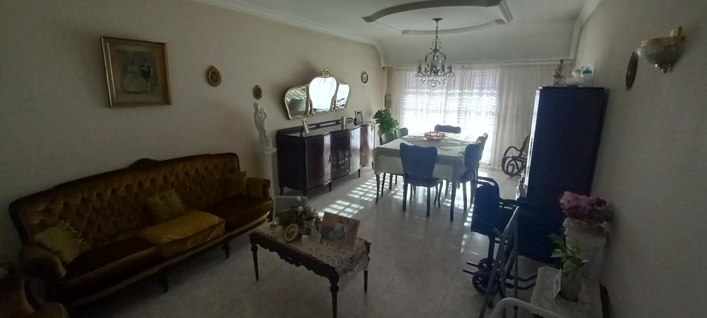 Depto Tipo Casa en Venta en Liniers, USD 220.000