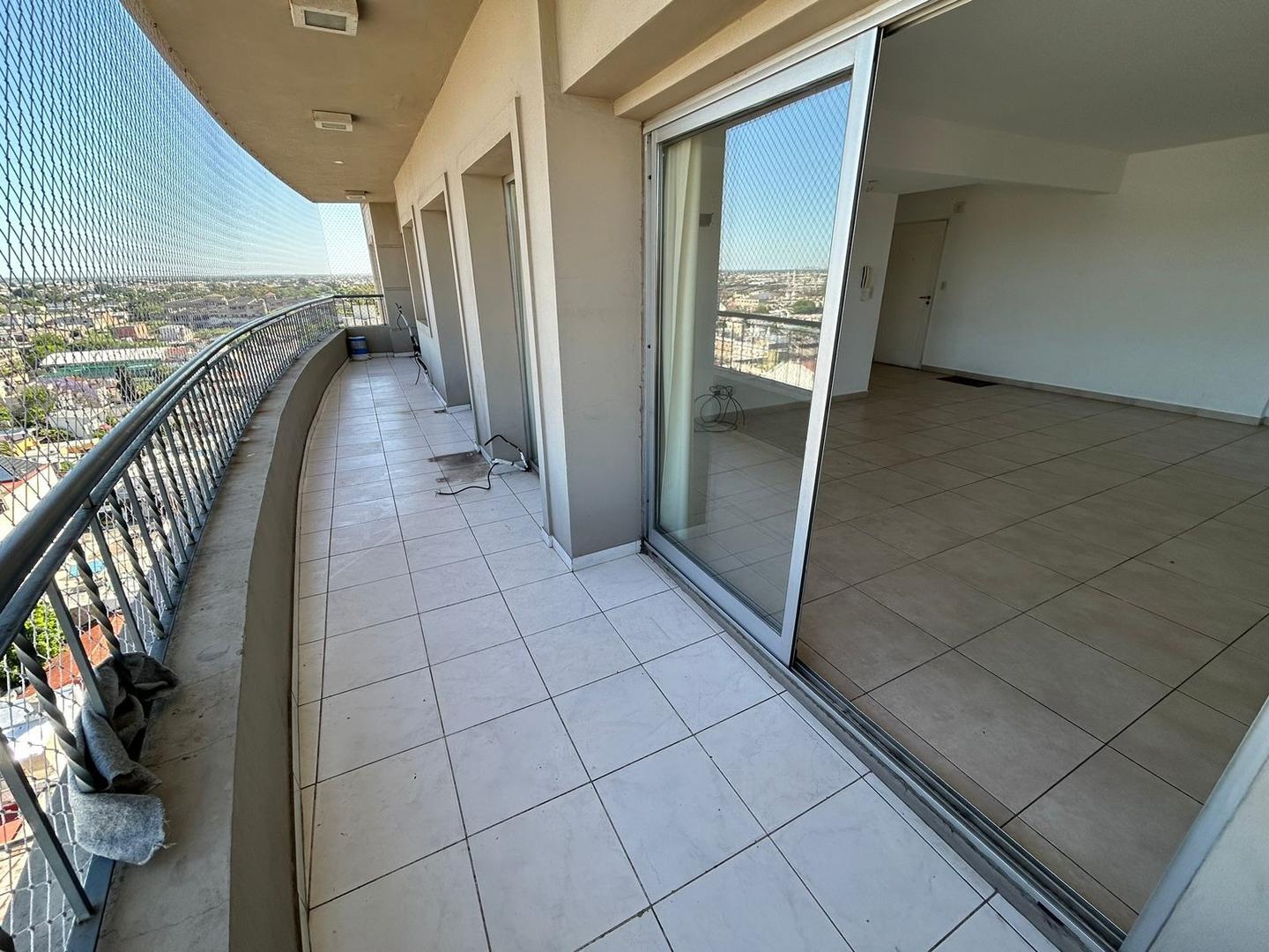 Departamento en Venta en Valentin Alsina, USD 220.000