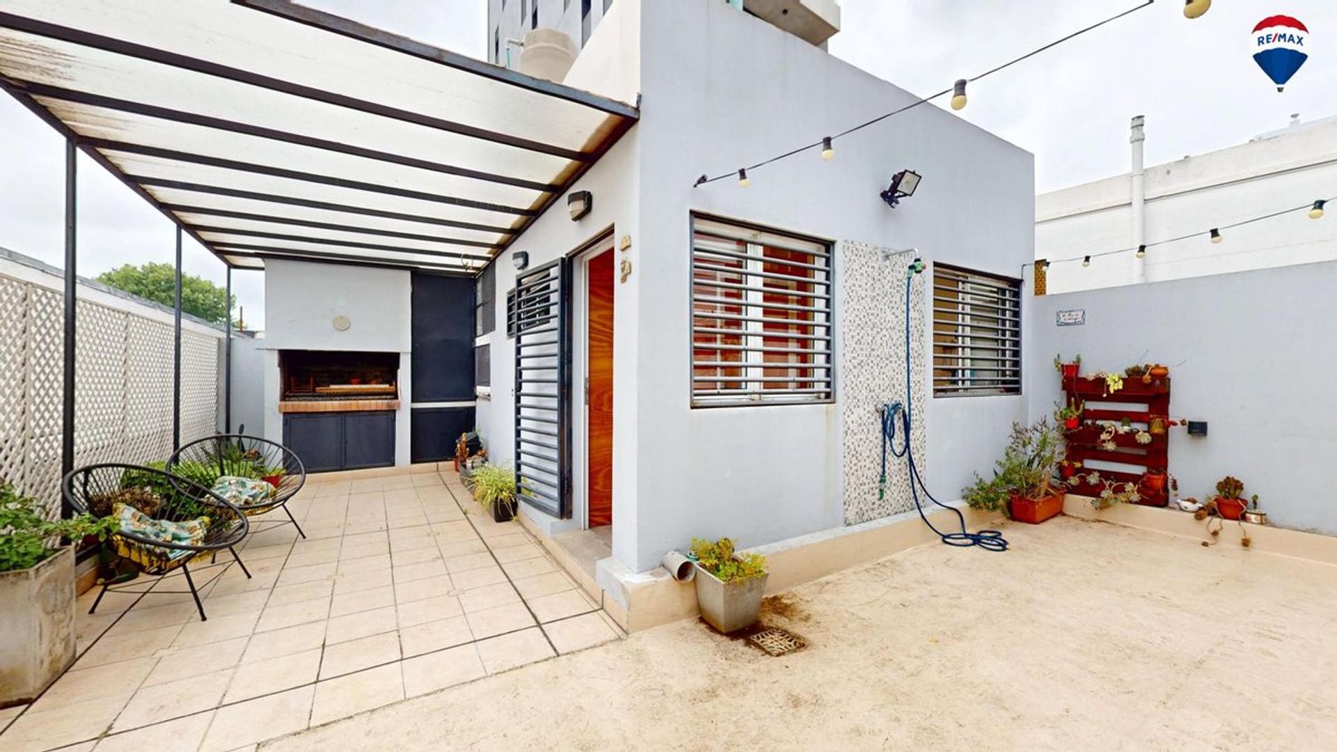 Depto Tipo Casa 4 ambientes con 1 baño