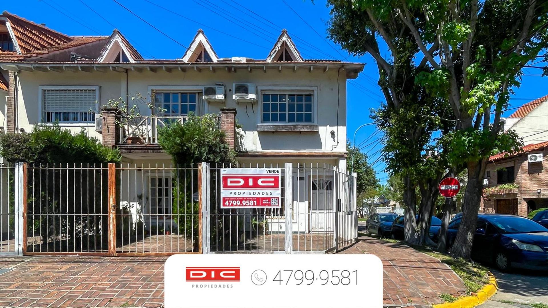 Triplex 4 dormitorios Venta - Olivos-Maipu/Uzal