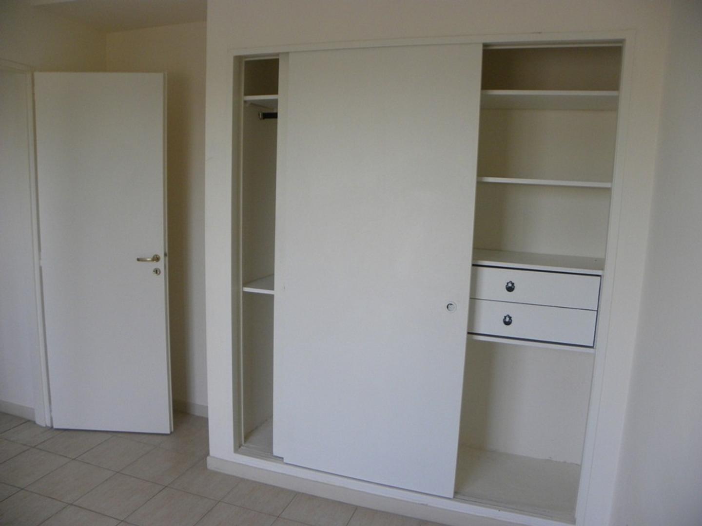 Departamento en Alquiler en Campana, $ 600.000