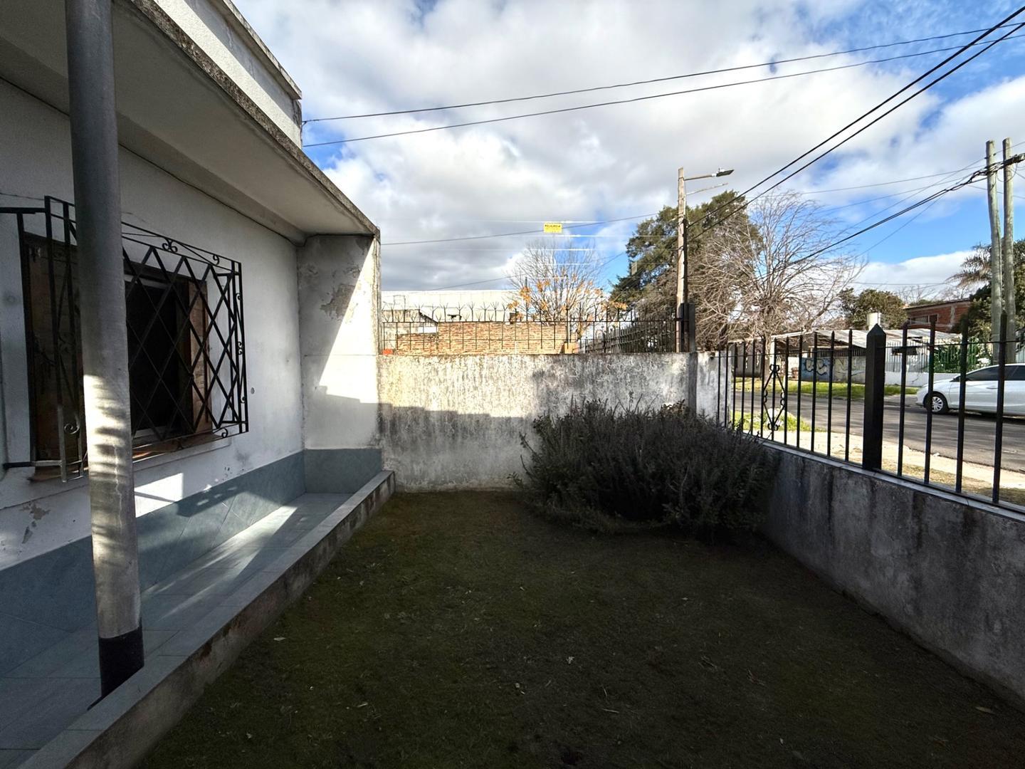Casa en Venta en Rafael Calzada, USD 55.000