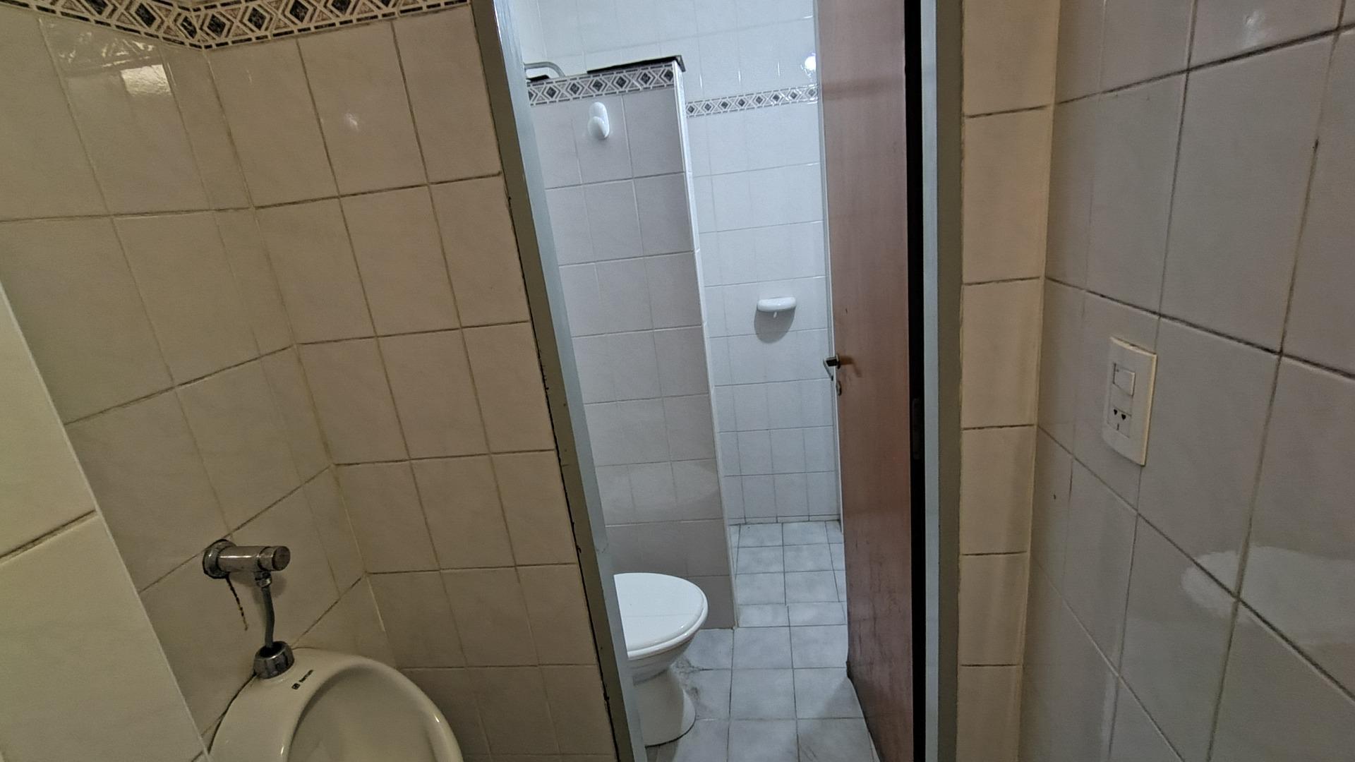 Local en Venta 30 años