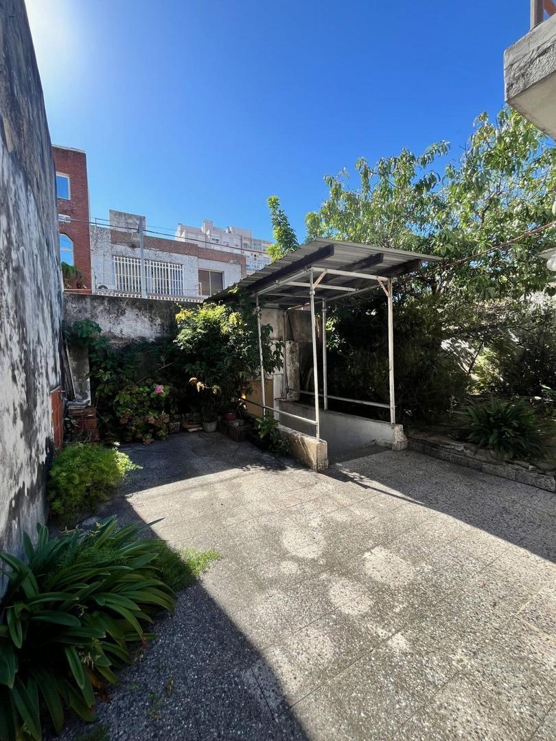 Terreno en Venta en Flores, USD 198.000