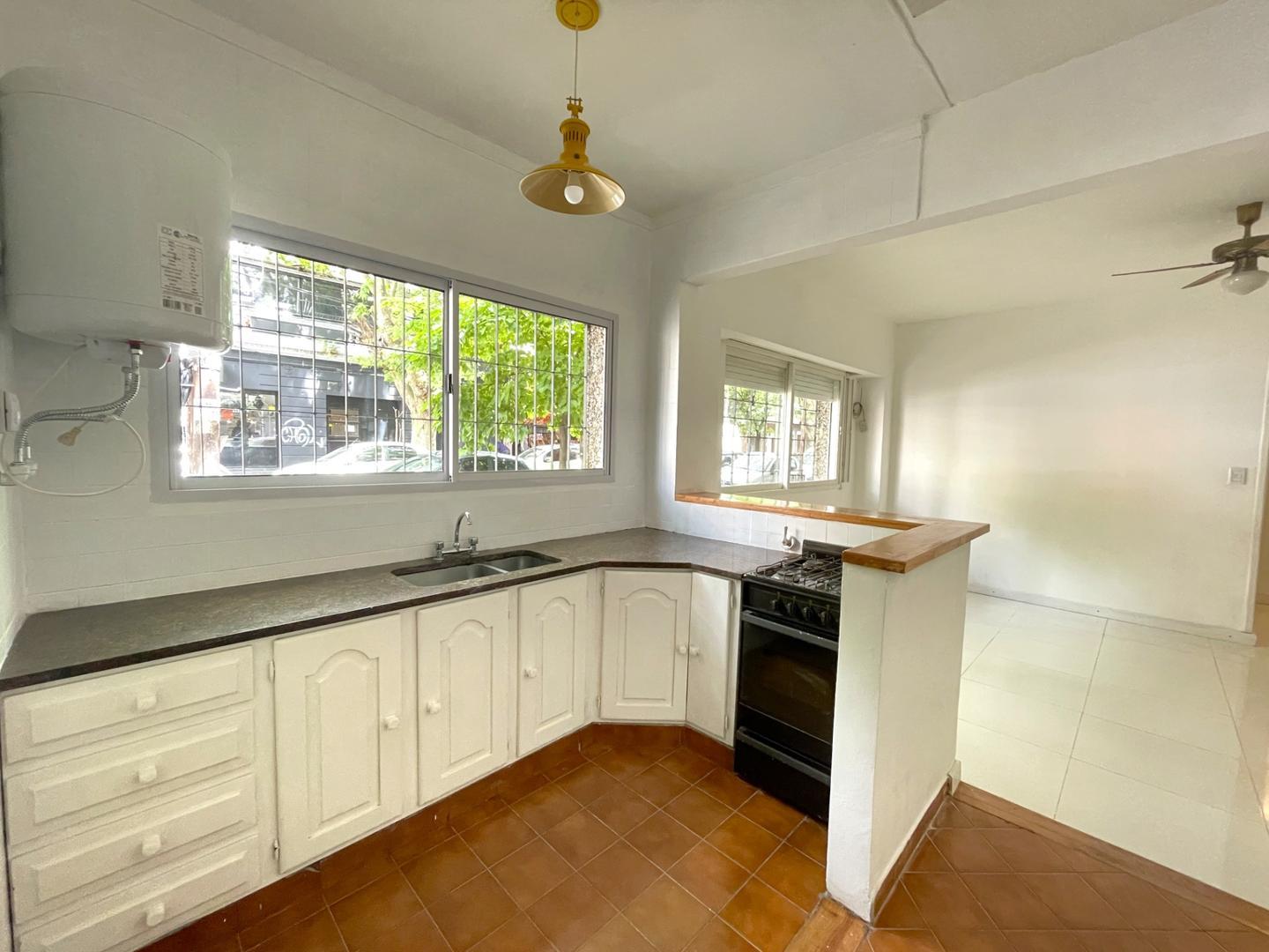 Departamento con cochera en Alquiler en Ramos Mejia