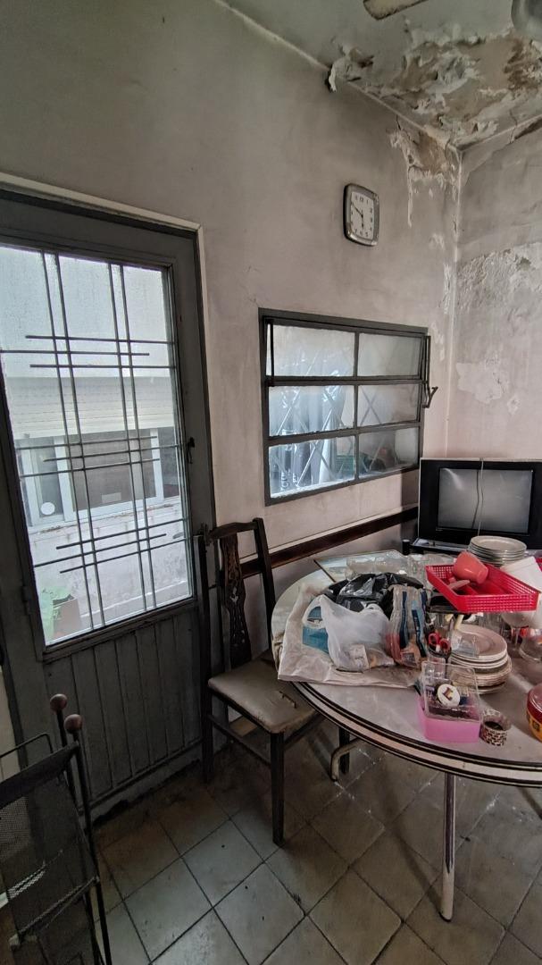 Depto Tipo Casa en Venta 50 años