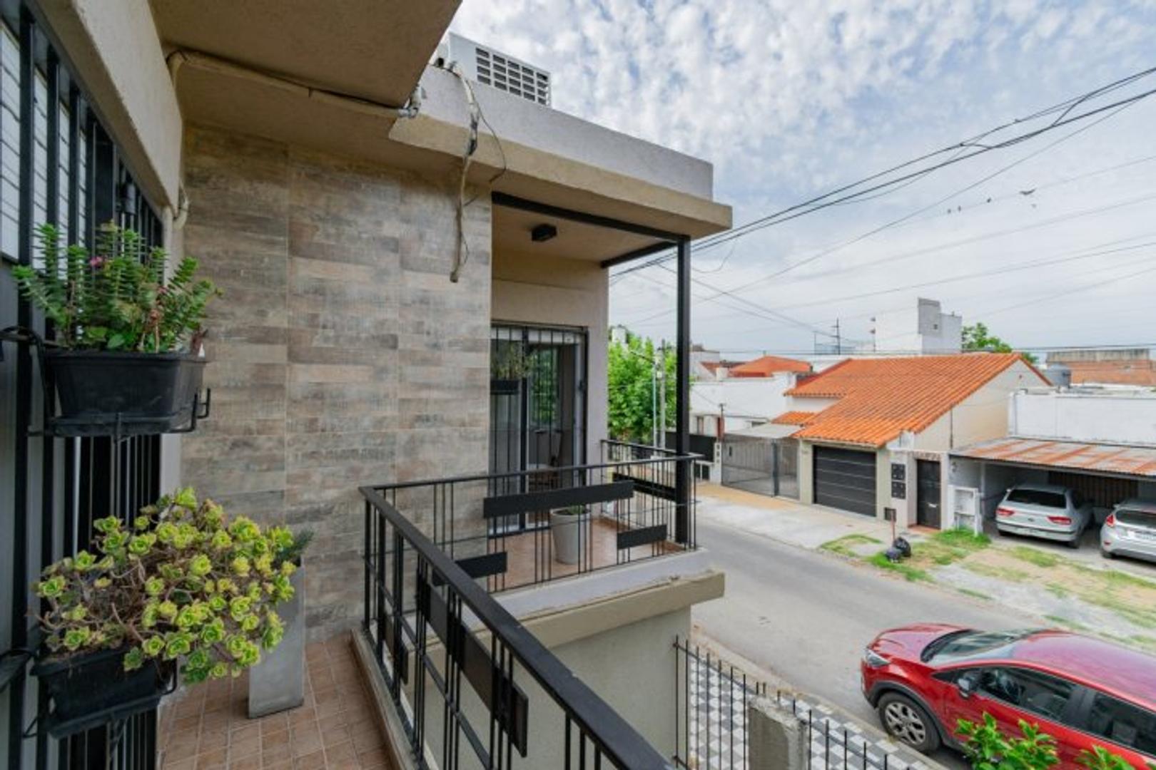 Depto Tipo Casa 3 ambientes con 1 baño