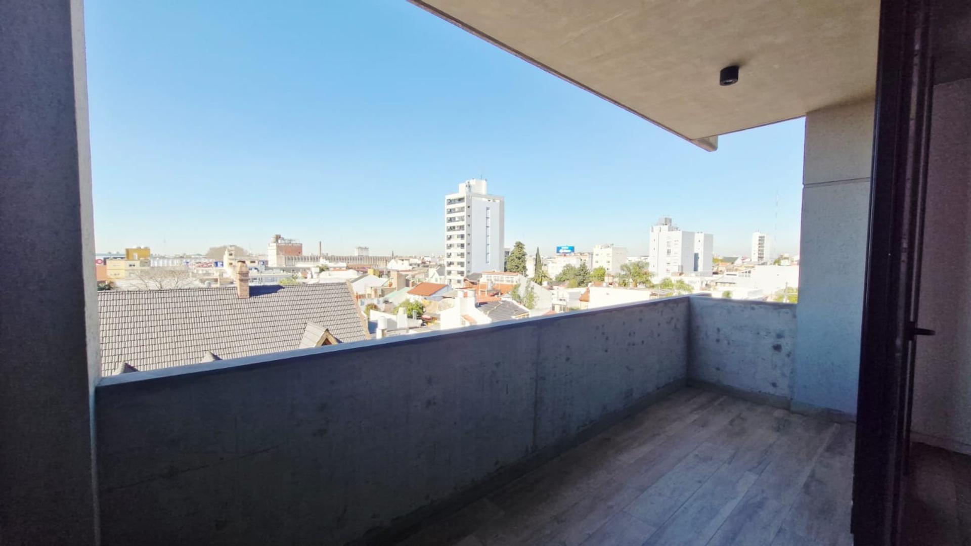 Departamento en Venta con 5 cocheras