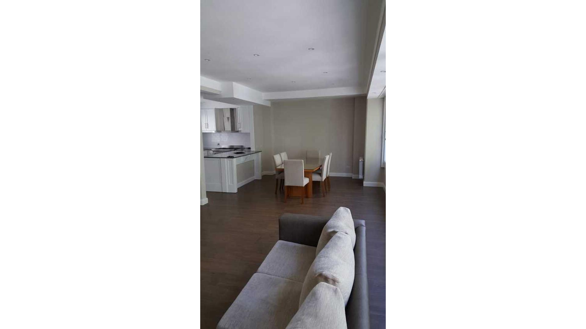 PISO 4 AMB. - 118 M2. EXTERNO - DE SUPER CATEGORIA - CENTRO