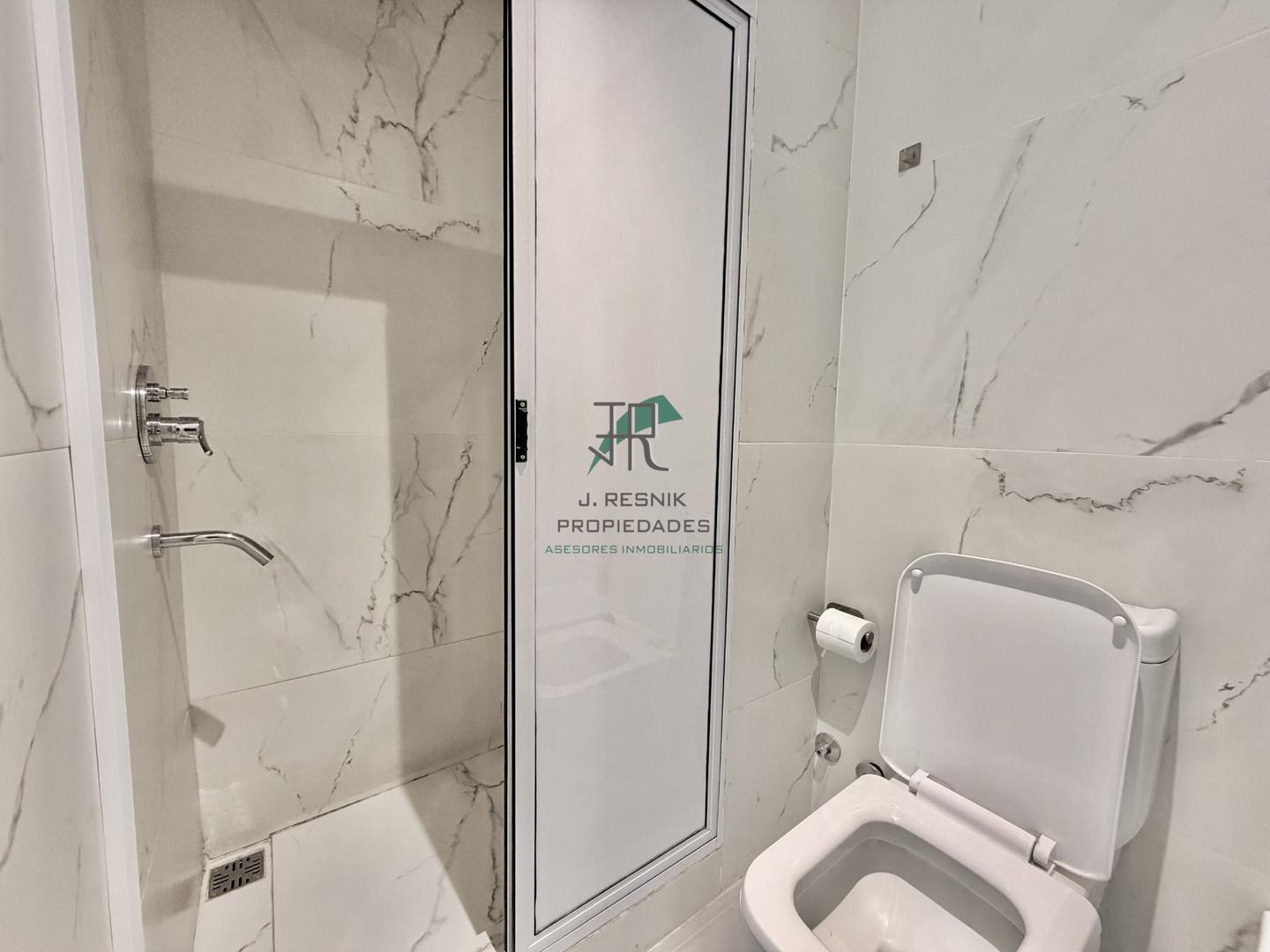 Departamento 2 ambientes con 2 baños