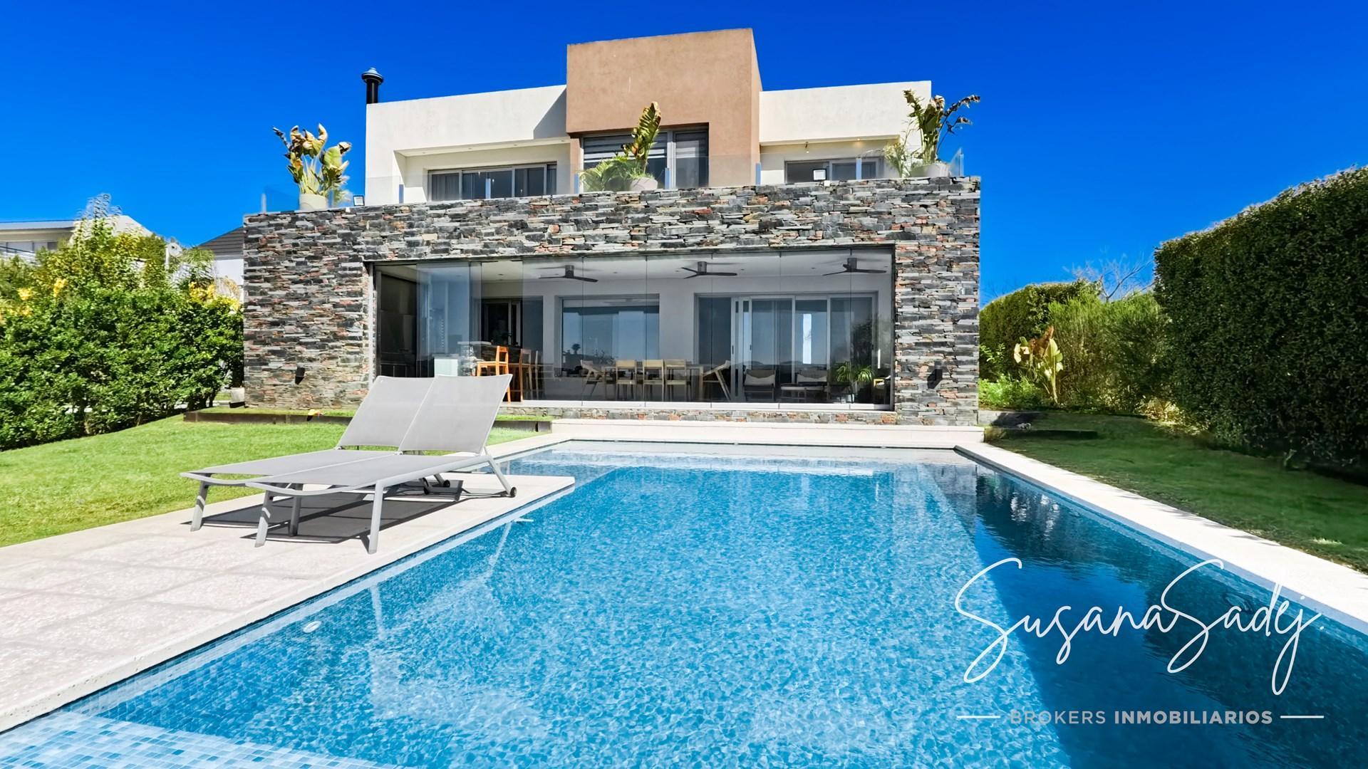 Casa Chalet  en Venta en Vistas, Puertos, Escobar