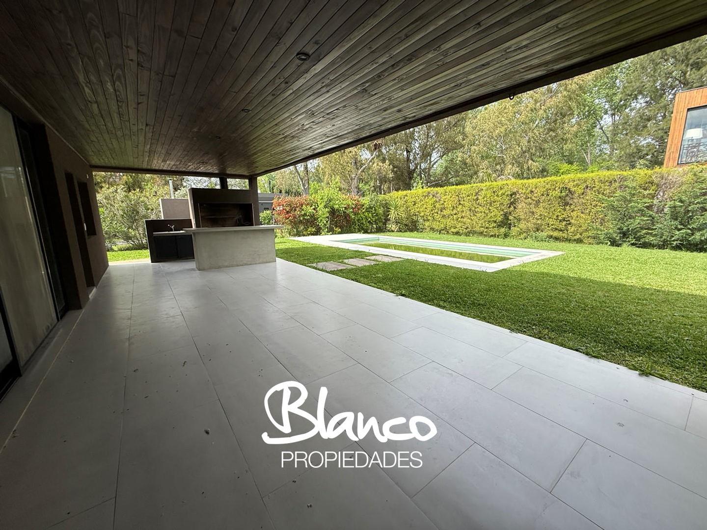 Casa en Venta en San Matias, USD 270.000