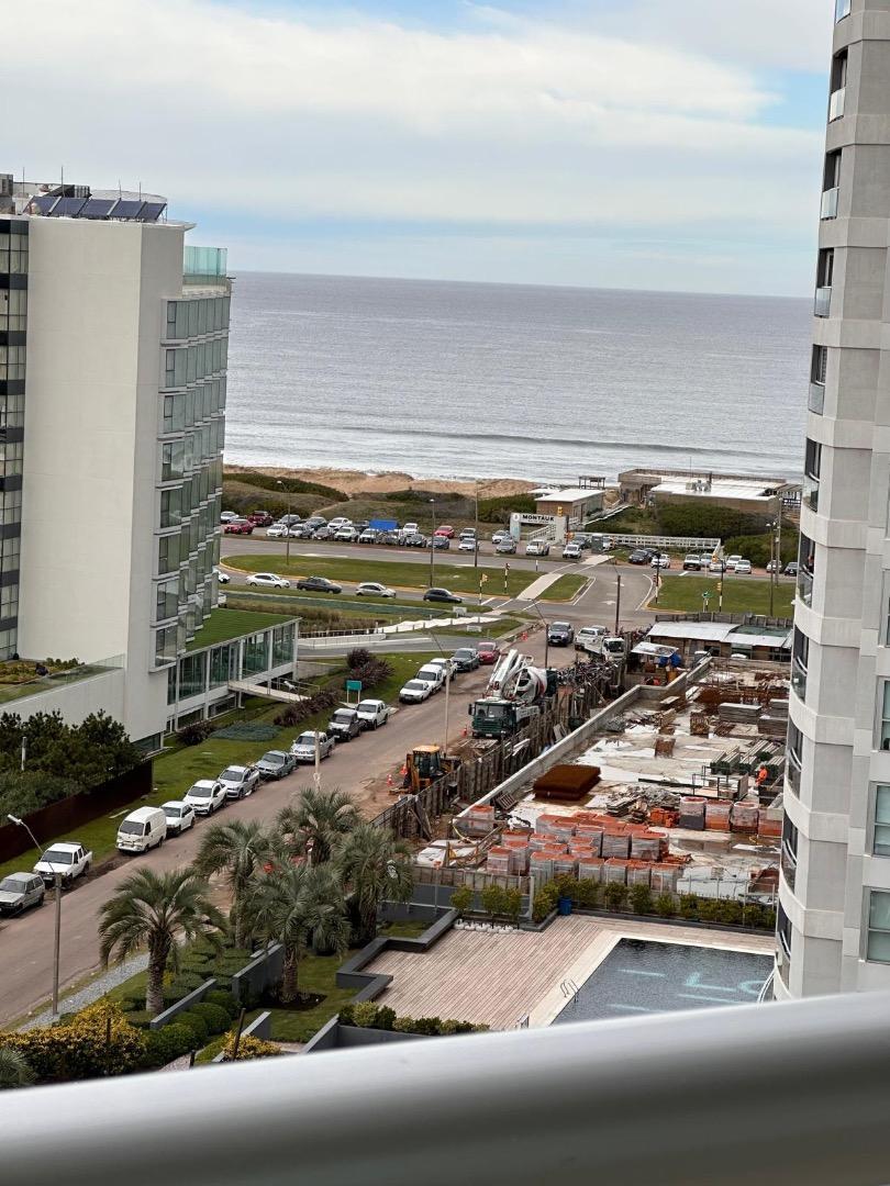 Quartier del Mar Parada 10 Brava