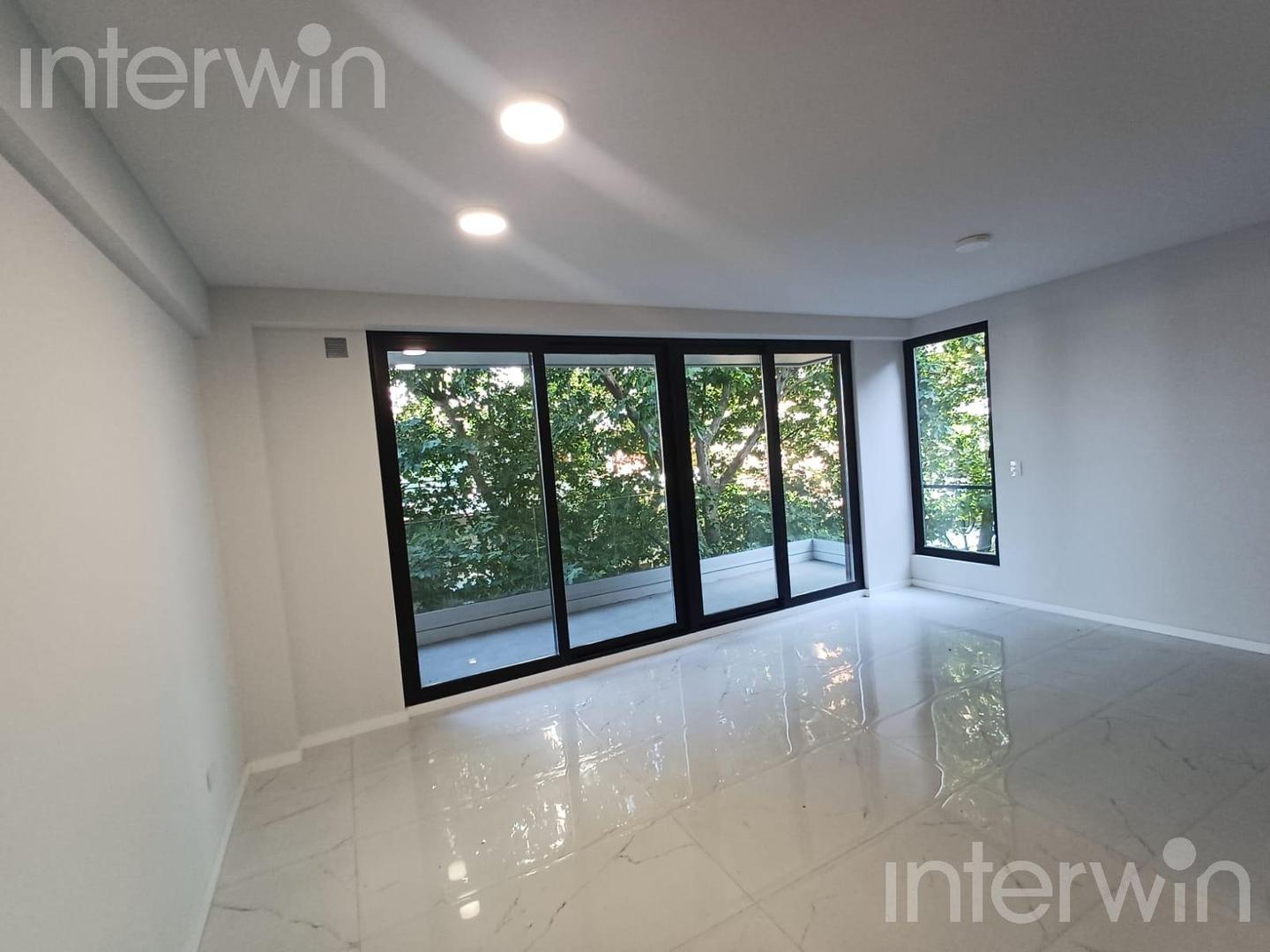 Departamento en Alquiler con 1 cocheras