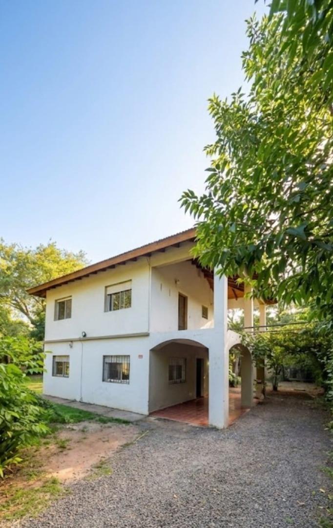 CASA EN ALQUILER DE TRES DORMITORIOS