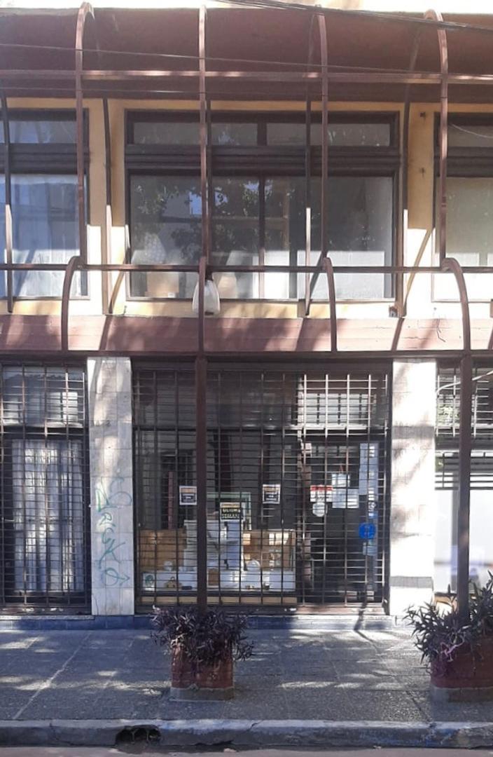 local 80m2 en dos plantas