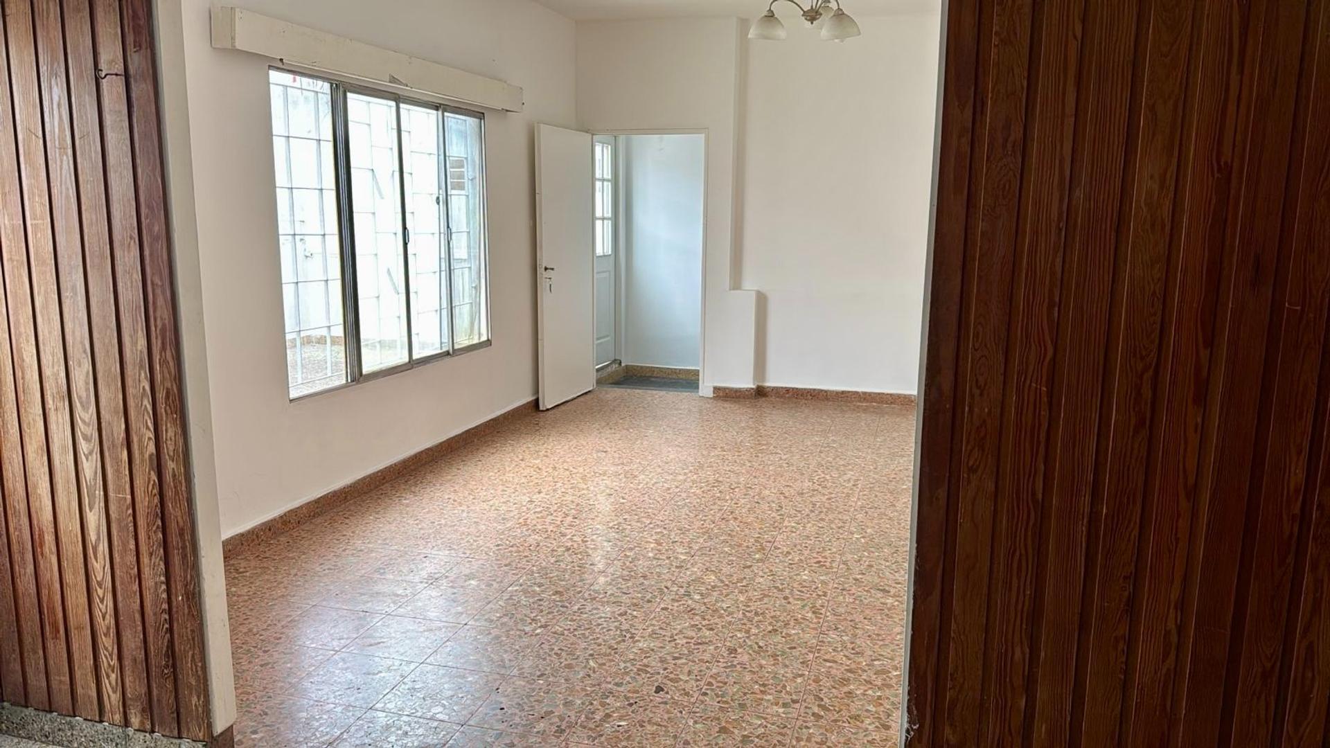 Depto Tipo Casa en Alquiler en Olivos Uzal / Panamericana, $ 880.000