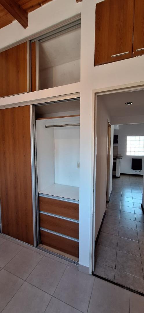 Casa en Alquiler de 1 dormitorio