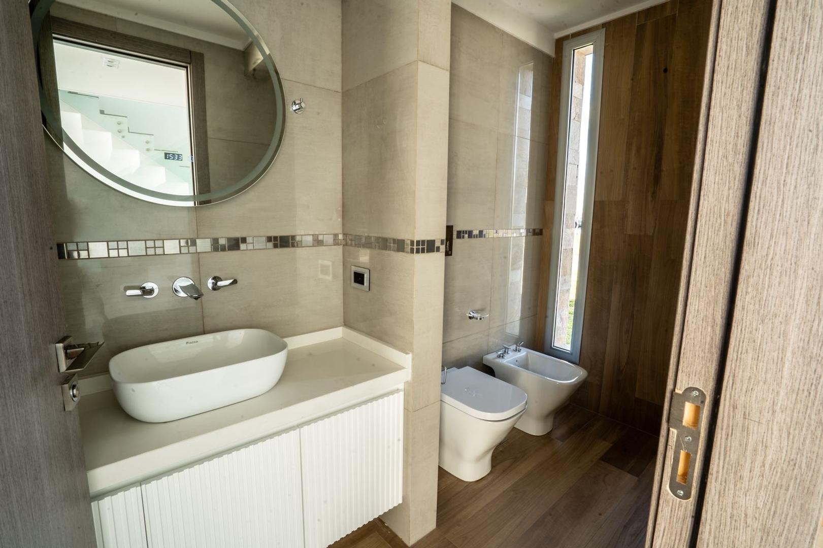 TERRALAGOS CASA A ESTRENAR