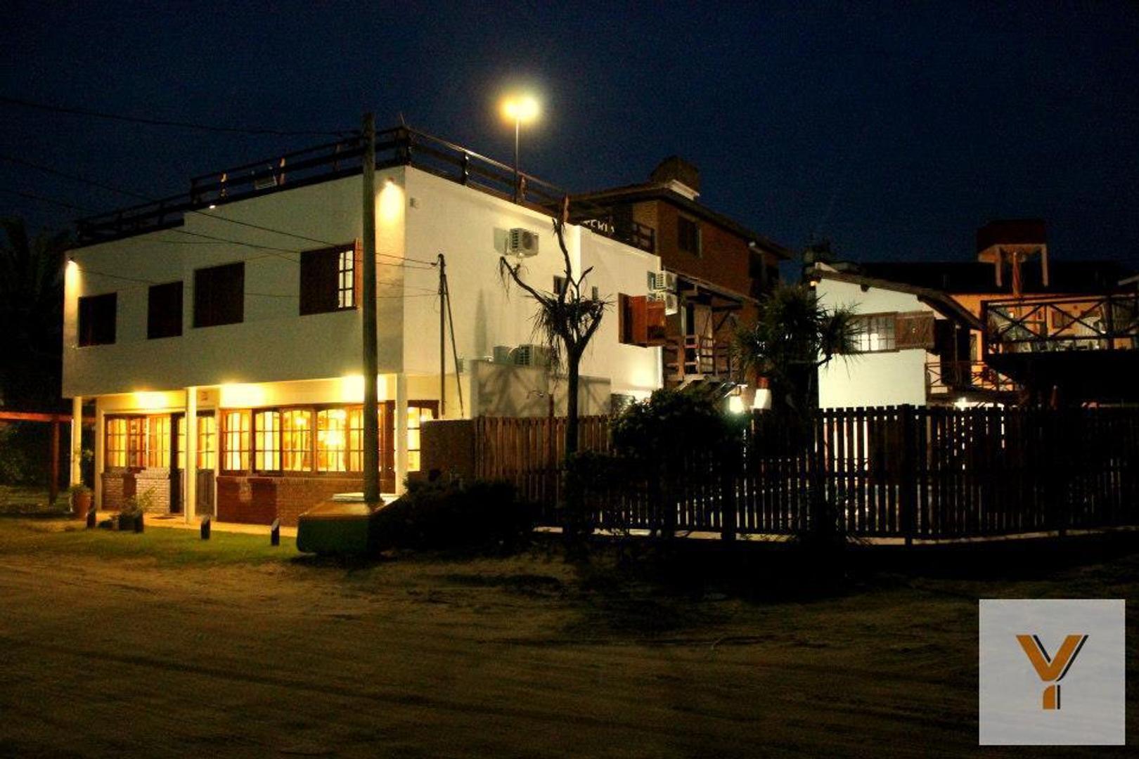 Paseo 126 e/ Avenida 1 y Avenida 2