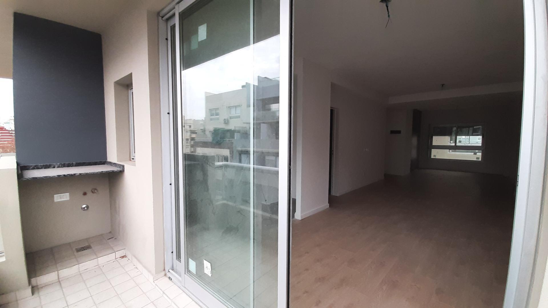 DEPTO 2 AMBIENTES C/BALCÓN EN CABALLITO