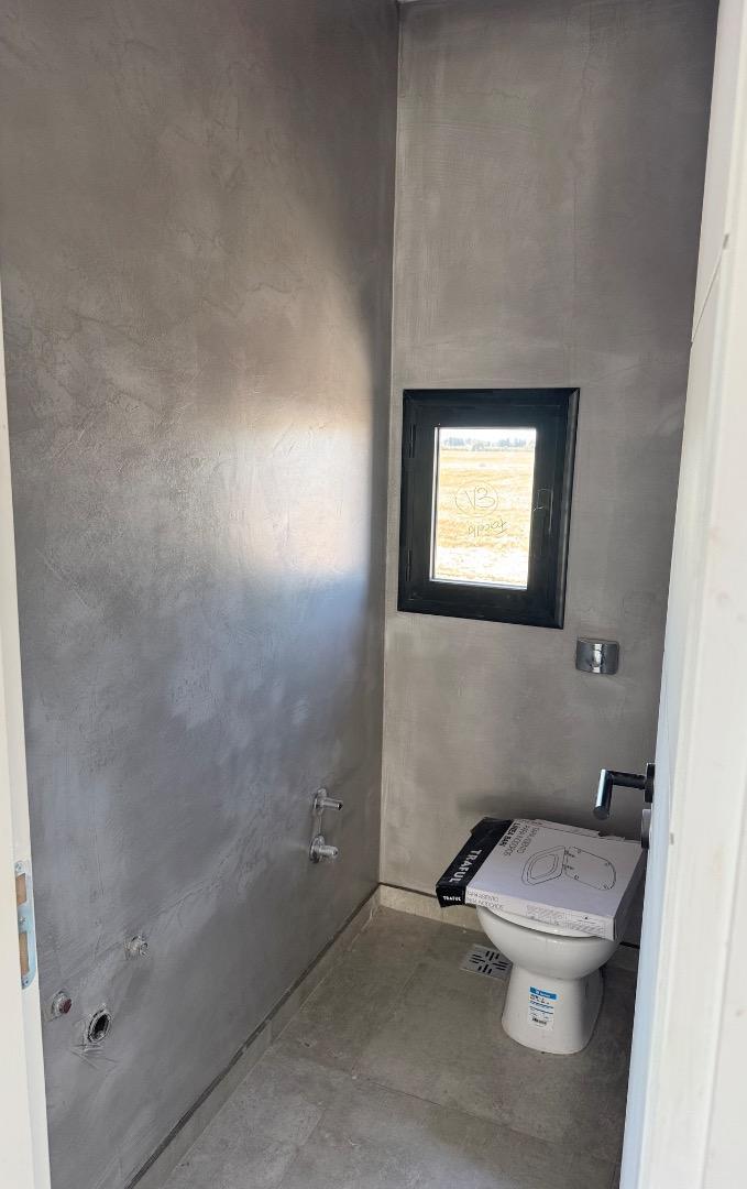 Casa 3 ambientes con 2 baños