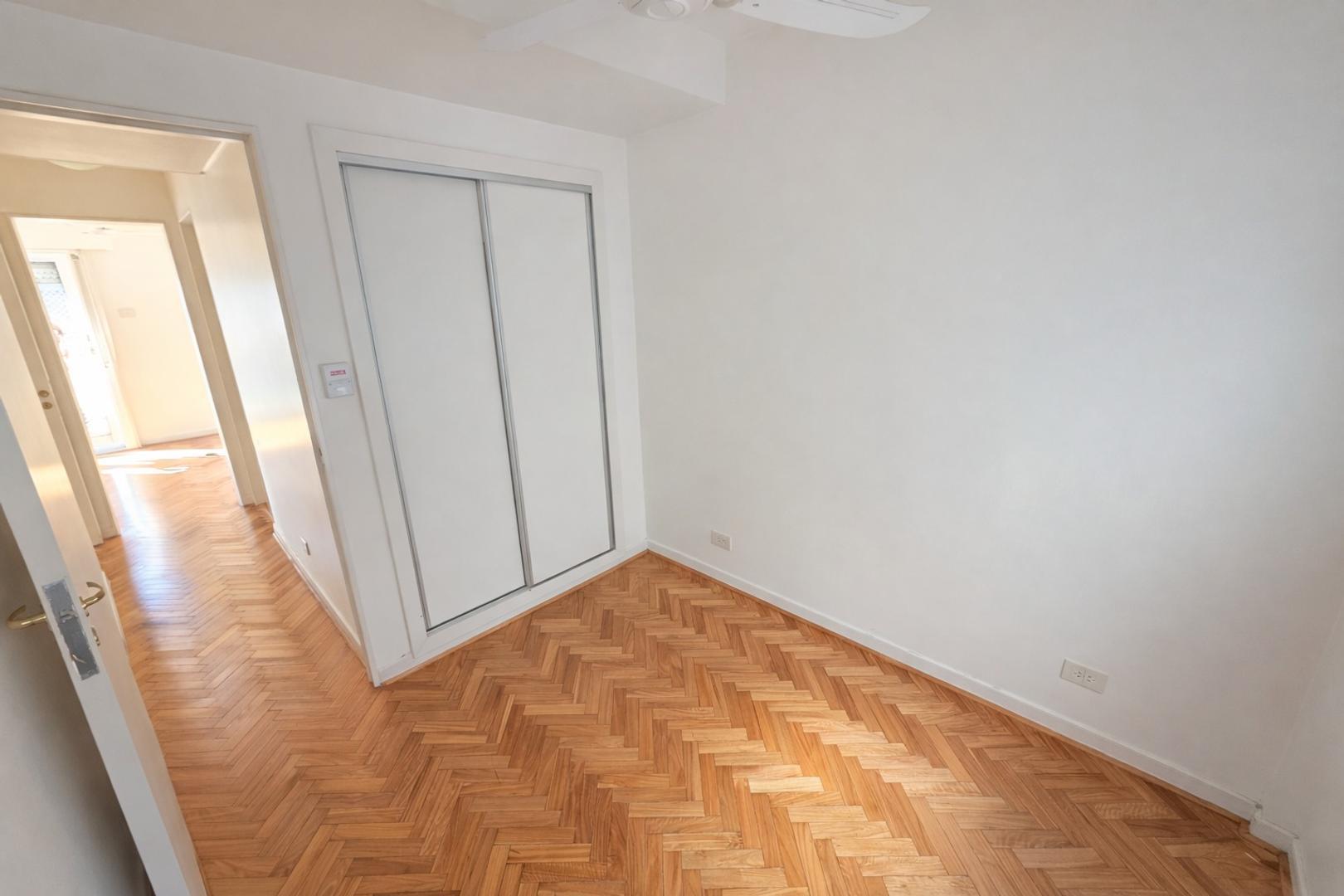 RECOLETA | 3 AMBIENTES C/ BALCÓN | PISO ALTO SÚPER LUMINOSO