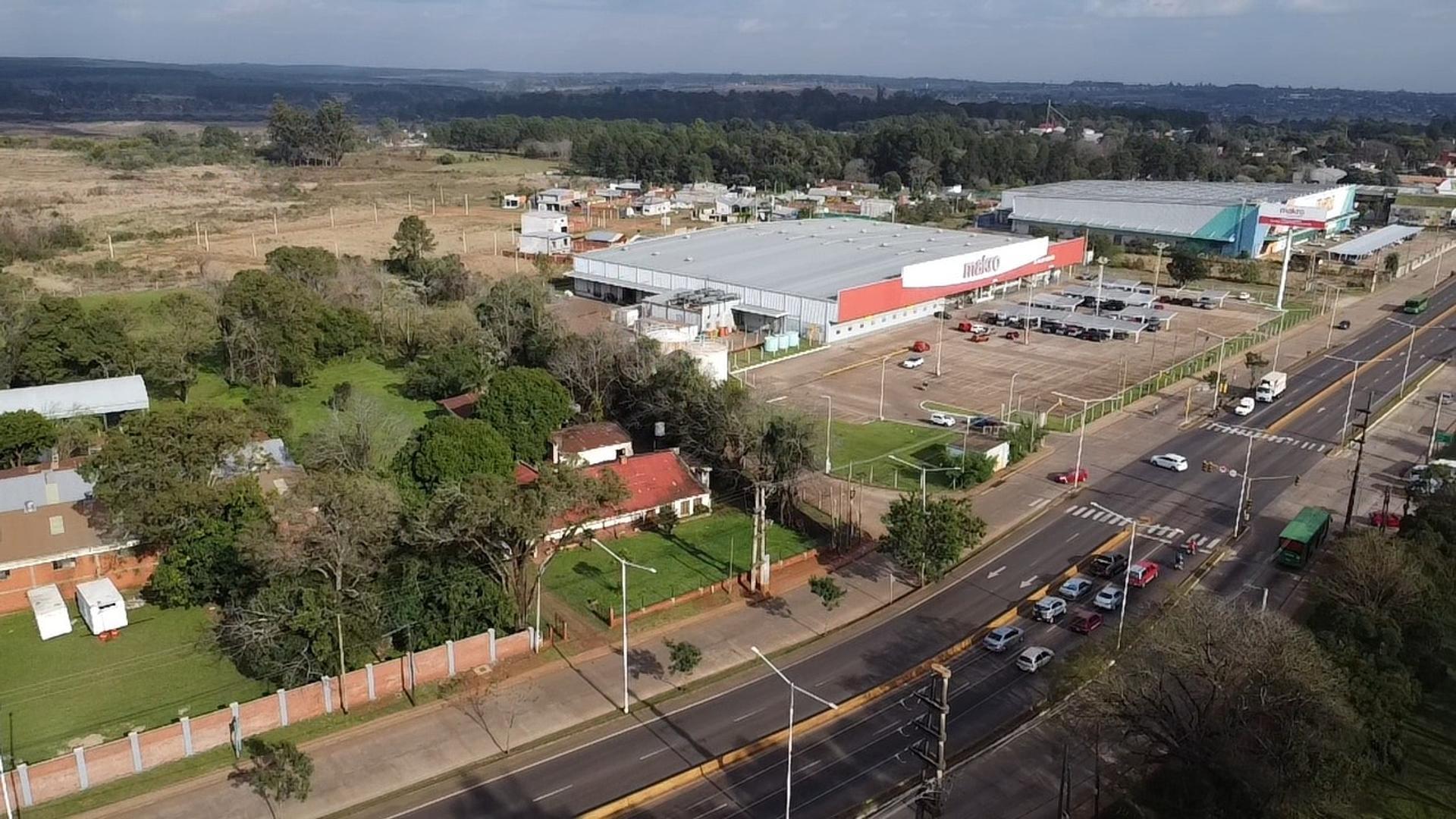 IMPORTANTE LOTE COMERCIAL DE 8000 M2  S/ RUTA 12