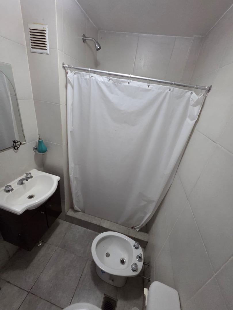 9 De Julio 1345 , Piso 4