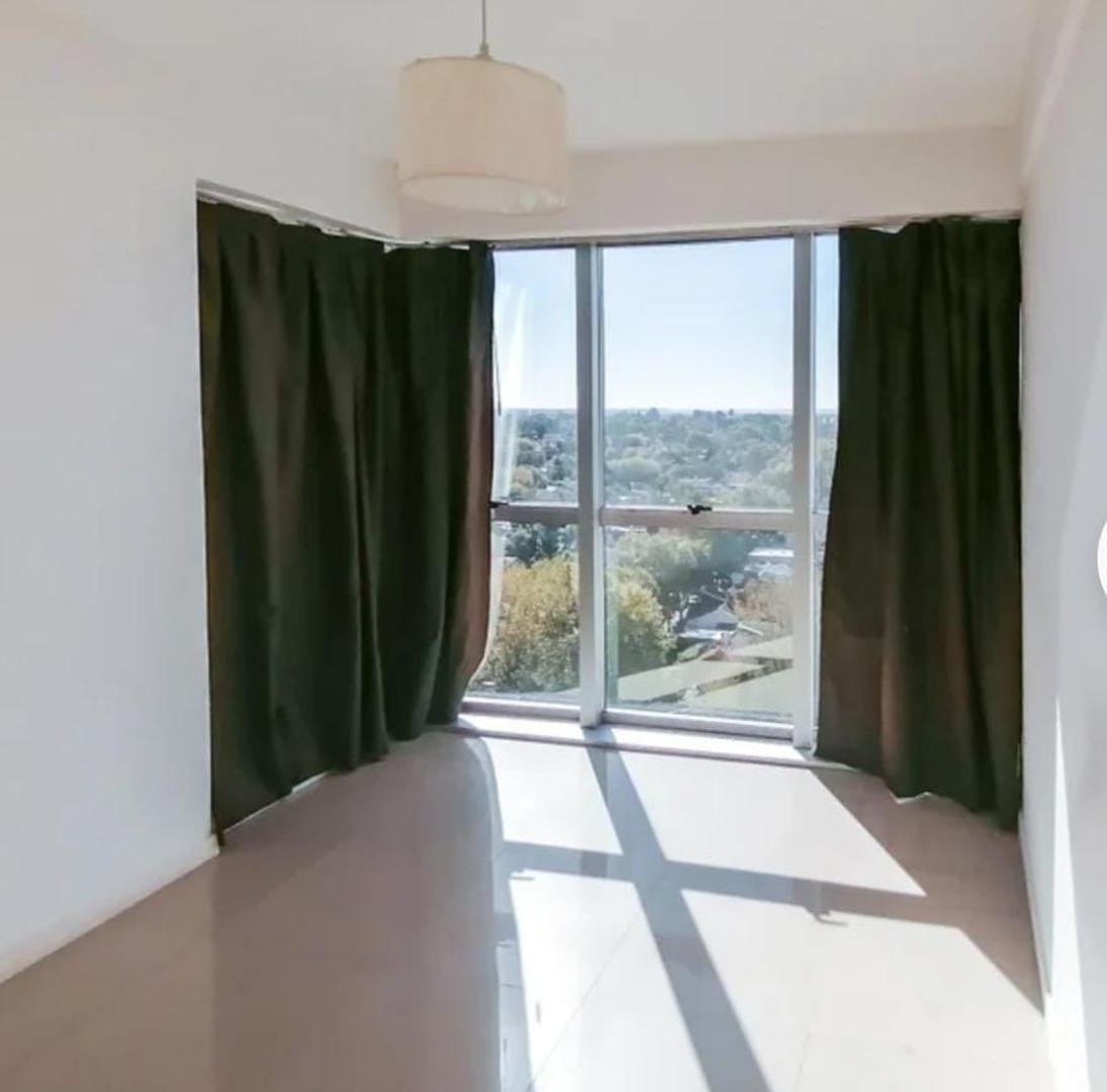 Avenida Centenario  2300 , Piso 7