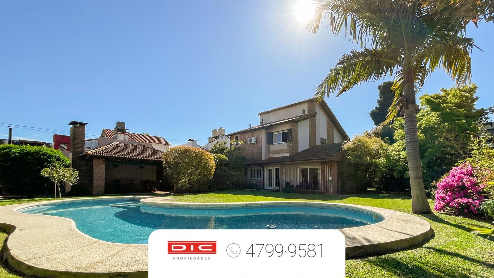 Chalet 3 dormitorios Venta - Olivos