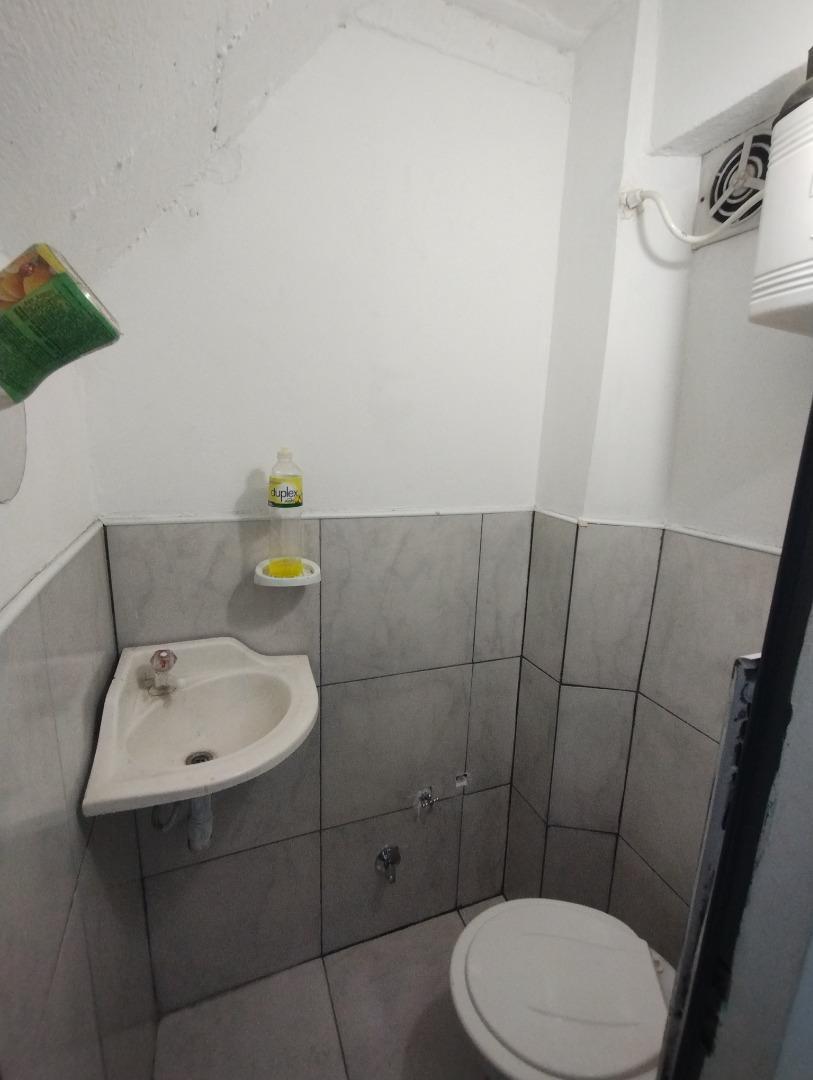 LOCAL COMERCIAL MORON NORTE 150 MTS ESTACION